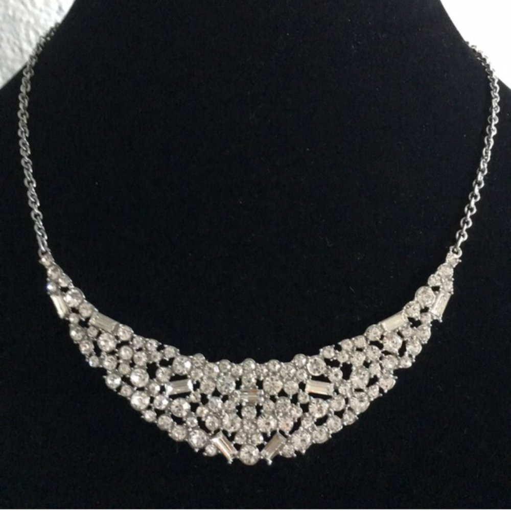 INC Silver Tone Scattered Crystal Necklace (V296)